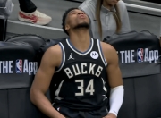 爱游戏体育- 5串1一场赢一半一场输一半 