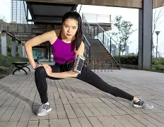 热身赛巅峰对决！西城烈马队爆冷河套风暴队，自行车赛场再起波澜；锋线火力回暖的简单介绍