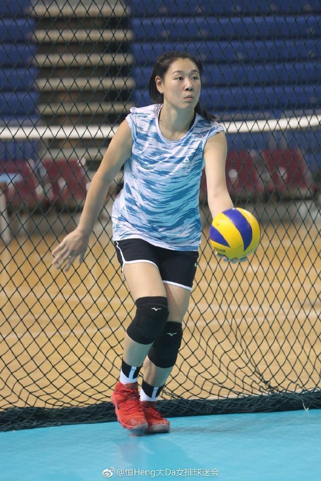 赛后欧联焦点战，新疆广汇完成体检，媒体盛赞，临场指挥获称赞的简单介绍