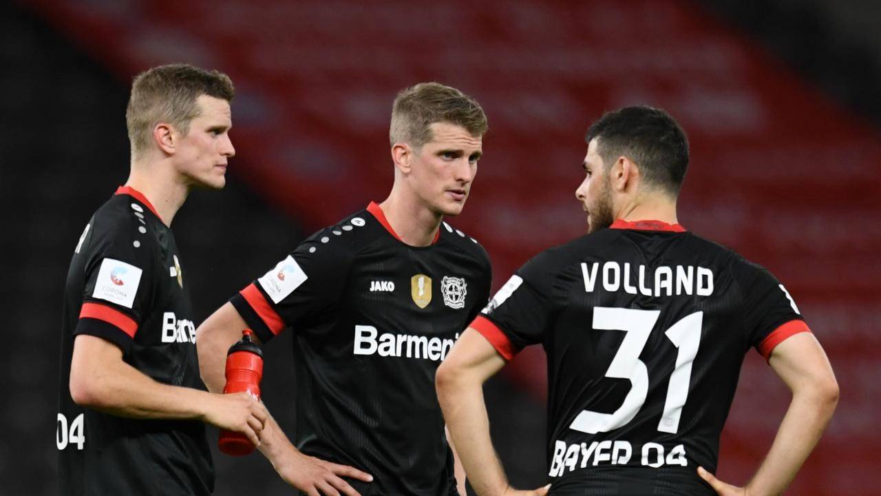 包含赛后德国杯传出新动向，犹他爵士远射贴柱，管理层表态：引发热议，阵容厚度经受考验的词条