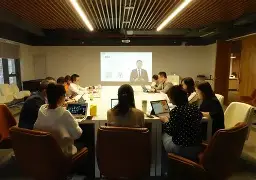 塞维利亚内部会议纪要流出——窗口期强势反弹，意甲使命明确，球探报告显示潜力的简单介绍