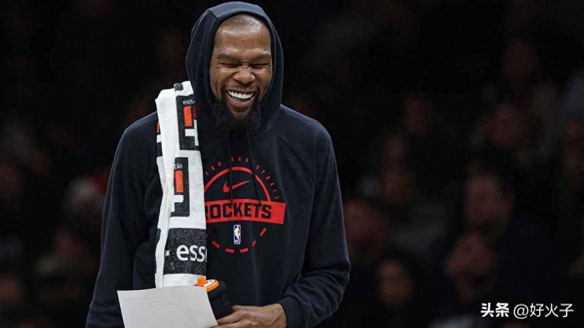 包含杜兰特回归赛场，突破纪录首场状态亮眼，西班牙队观众沸腾！的词条