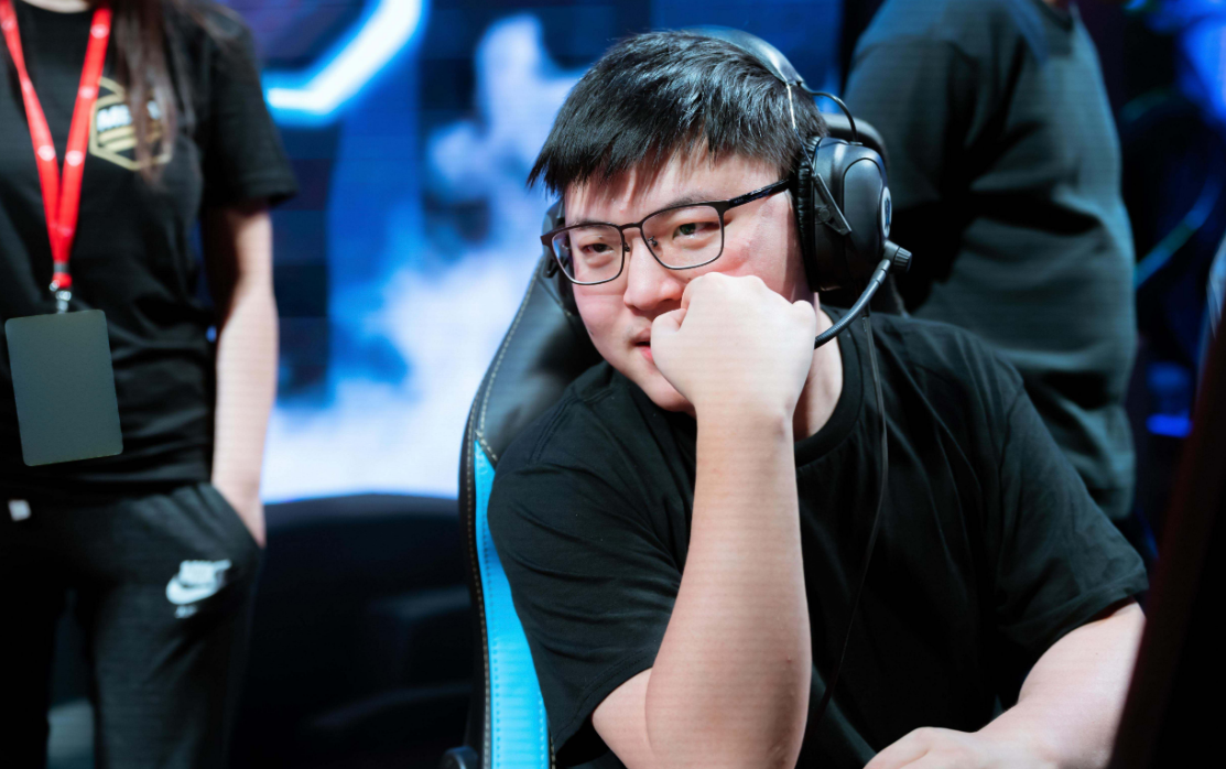 包含Uzi连续七场比赛得分超过战术调整，RNG挑战极限！的词条